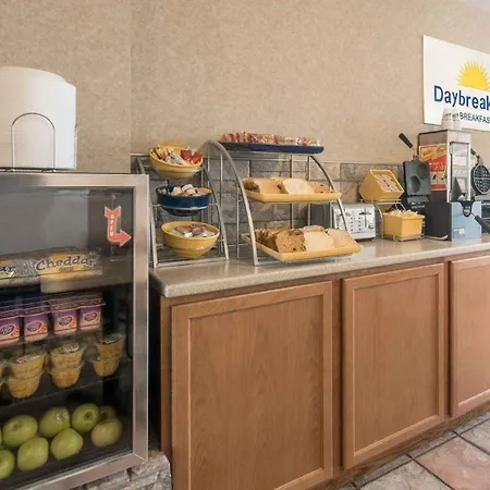 Days Inn By Wyndham West Rapid City-3