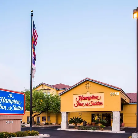 Hampton Inn & Suites Tucson Mall-2