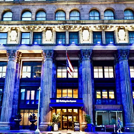 Holiday Inn Express Cleveland Downtown By Ihg-3