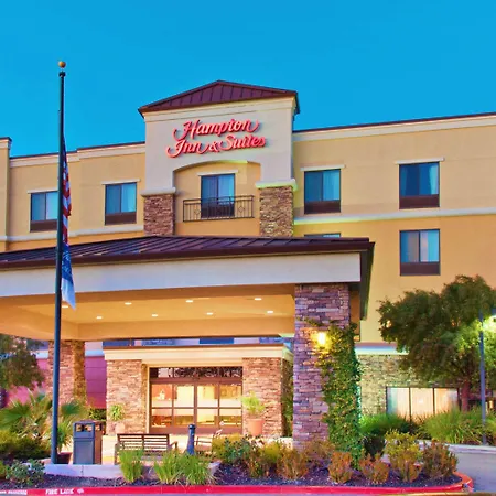 Hampton Inn & Suites Roseville-3
