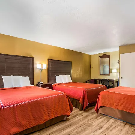 Rodeway Inn-2