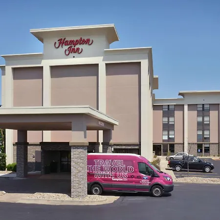 Hampton Inn Des Moines-Airport-3