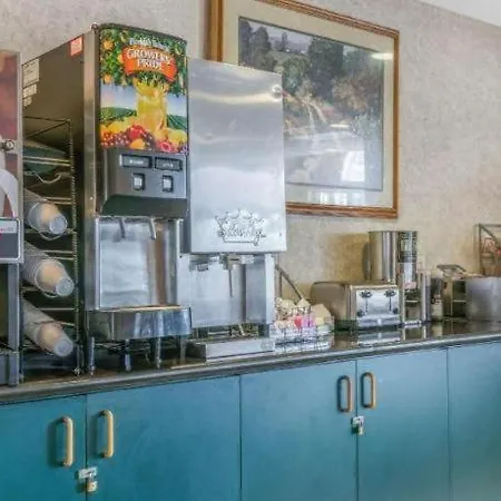 Best Western Red River Lodge Fargo Nd-3