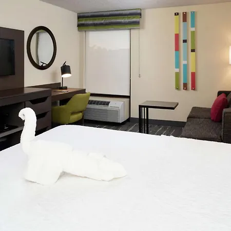 Hampton Inn Greensboro Airport-3