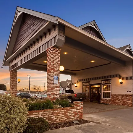Best Western Plus Bayshore Inn-2