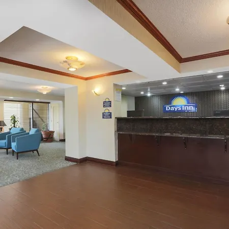 Days Inn By Wyndham Newark Wilmington-2