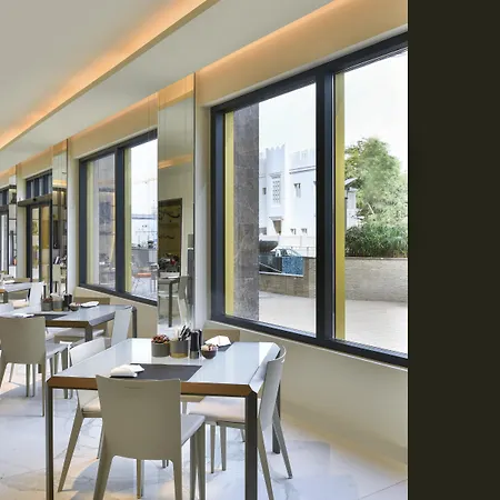 Voco Doha West Bay Suites By Ihg-2