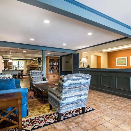 Quality Inn Cortland - University Area-2