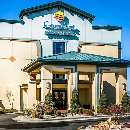 Comfort Inn & Suites Springfield I-44-2