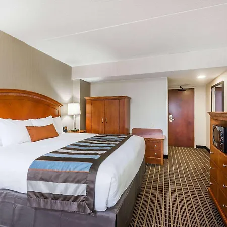 Wingate By Wyndham Springfield-2