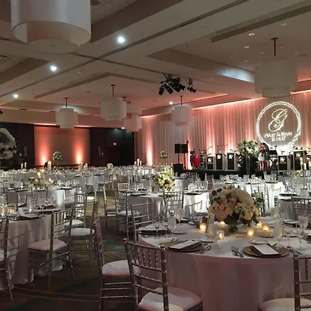 Embassy Suites By Hilton Chicago Naperville-2