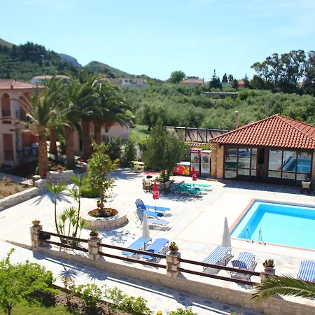 Daniel Hotel (Adults Only)-2