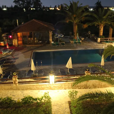 Daniel Hotel (Adults Only)-3