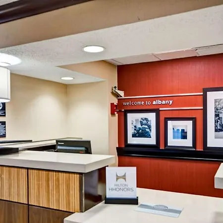 Hampton Inn Albany-Wolf Road-2
