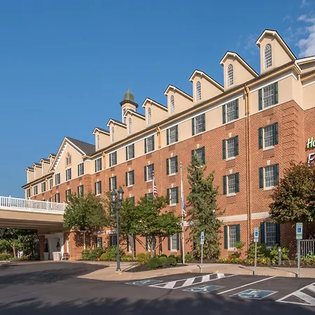 Holiday Inn Express State College At Williamsburg Square By Ihg-3
