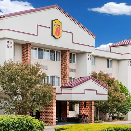 Super 8 By Wyndham State College-3