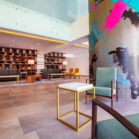 Krystal Urban Guadalajara-2