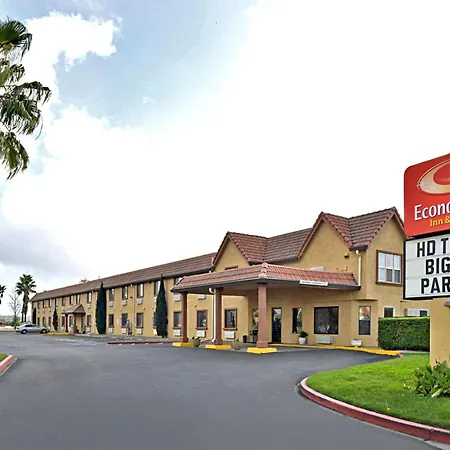 Econo Lodge Inn & Suites Corning Travel Center-2