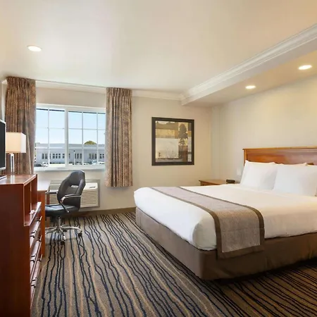 Days Inn By Wyndham Eureka Ca-2