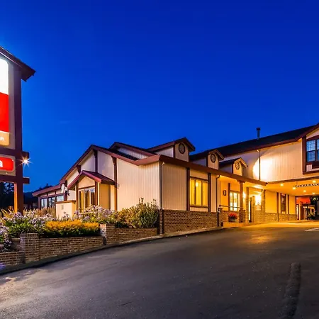 Best Western Plus Humboldt House Inn-3