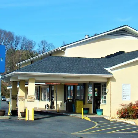 Baymont By Wyndham Front Royal Near Shenandoah National Park-2