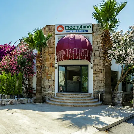 Moonshine Hotel & Suites-2