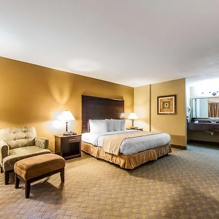 Quality Inn & Suites-3