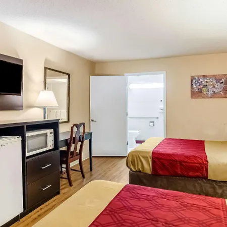 Econo Lodge East Staunton-2