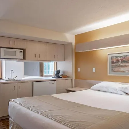 Surestay Hotel By Best Western Christiansburg Blacksburg-3