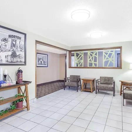Super 8 By Wyndham Norton Va-2