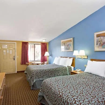 Days Inn By Wyndham Lawrenceville-3