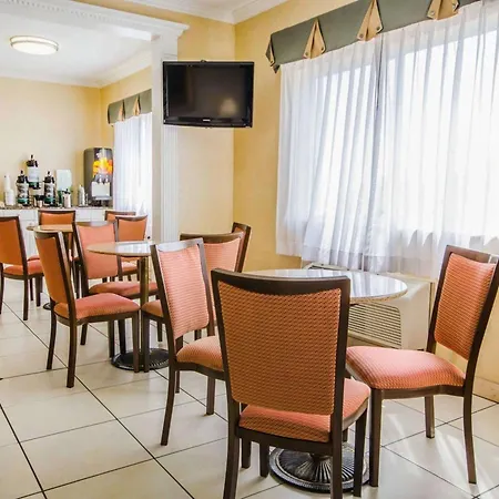 Quality Inn Evansville Eastland Area-3
