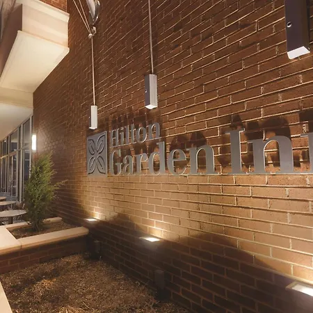 Hilton Garden Inn Falls Church-2