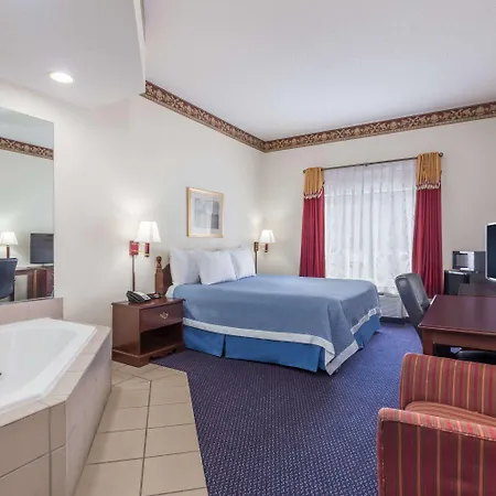 Jesup Inn & Suites-2