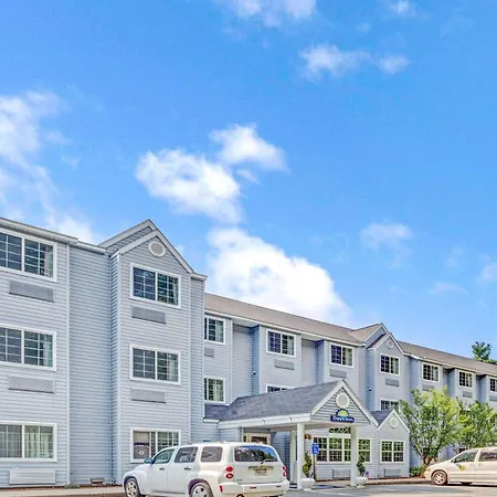 Days Inn By Wyndham Sturbridge-2