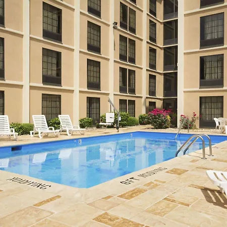 Days Inn By Wyndham Rome Downtown-3