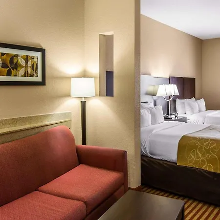 Comfort Suites Waycross-2