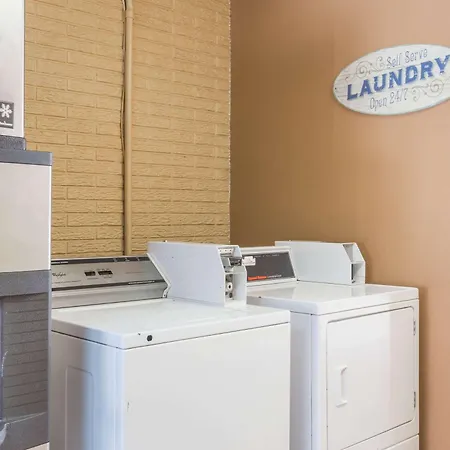 Travelodge By Wyndham Savannah Area/Richmond Hill-3