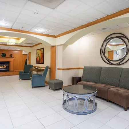 Holiday Inn Express Hotel & Suites Woodbridge By Ihg-3