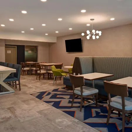Hampton Inn Potomac Mills Woodbridge-2