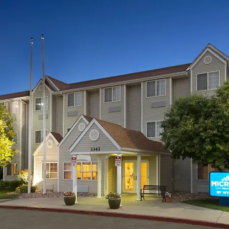 Microtel Inn And Suites Pueblo-2