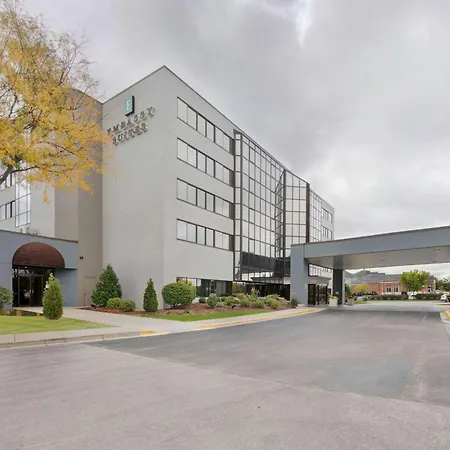 Embassy Suites By Hilton Milwaukee Brookfield-3