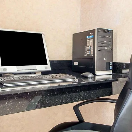 Quality Inn Merrillville-2