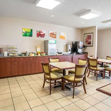 Quality Inn Merrillville-3