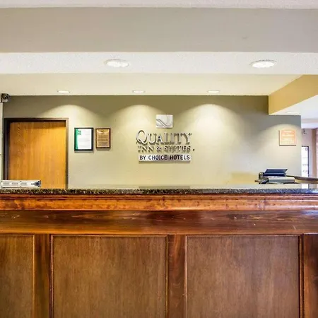 Quality Inn & Suites Kimberly - Appleton East-3