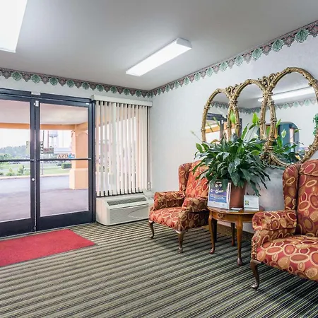Days Inn By Wyndham Dickson-2