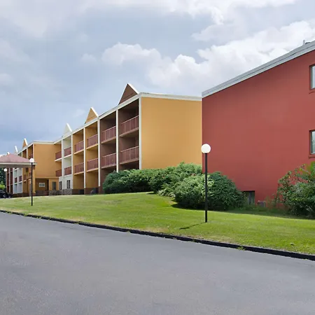 Quality Inn & Suites Worcester-3