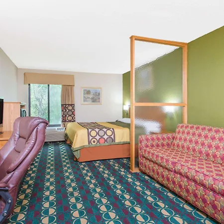 Super 8 By Wyndham Spartanburg/I-26 Exit 22-3