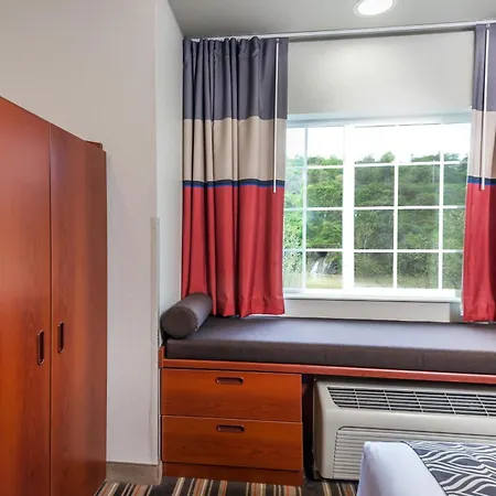 Sonesta Essential Morgantown-2