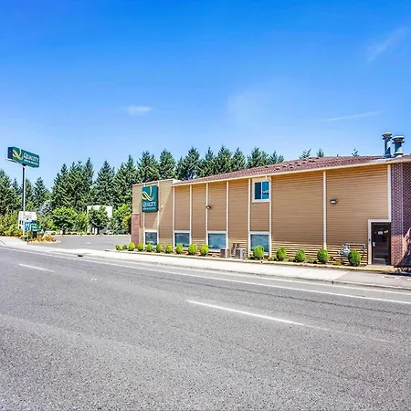 Quality Inn & Suites Vancouver North-2